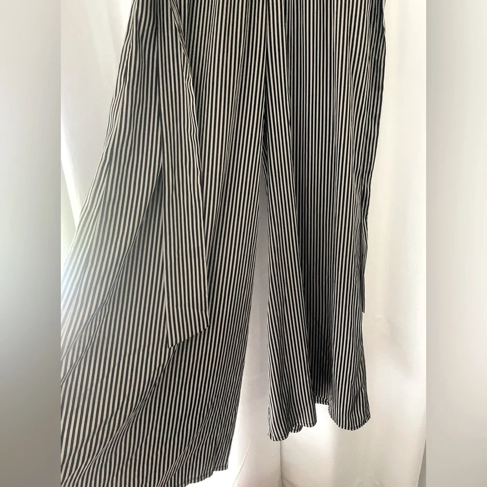 Striped Black and White pajama pants MUMU brand size medium - Picture 2 of 6